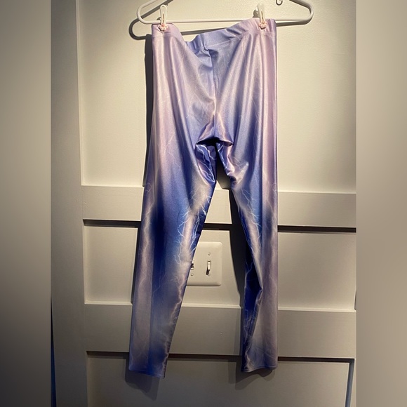 Blackmilk Lighting 2.0 Leggings - Picture 2 of 4